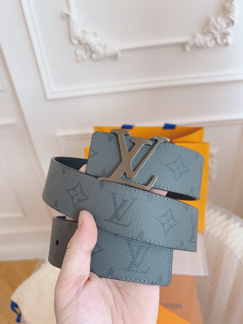 l0vis Vvtt0n belts
